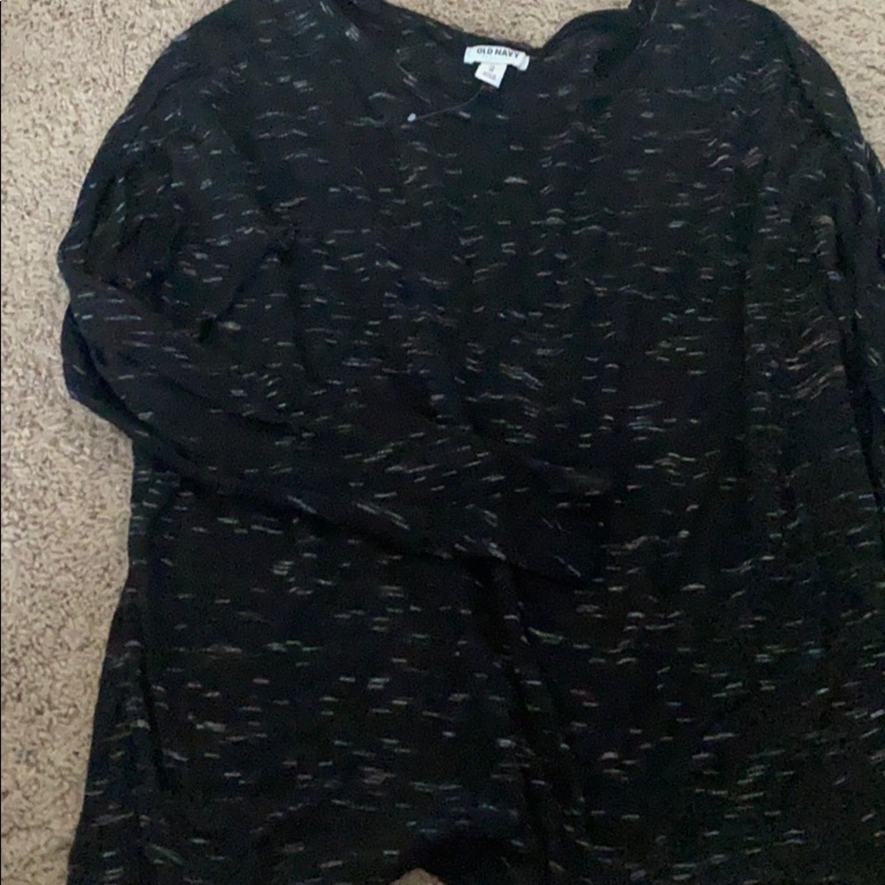 Old navy long sleeve tee